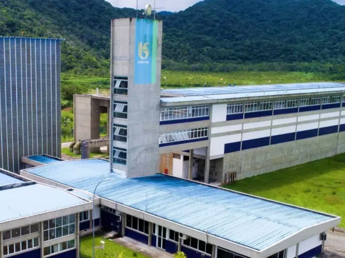 Sabesp identifica média de seis furtos de água por dia na Baixada Santista