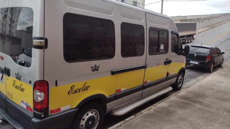 Motoristas de vans escolares têm até 31 de janeiro para se recadastrar em Divinópolis