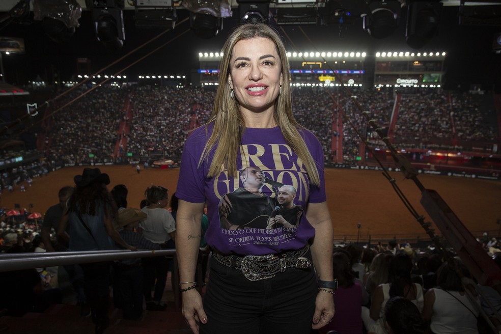 Angélica Souza, de Tupã (SP), fala sobre importância do Frei Gilson na sua vida — Foto: Ricardo Nasi/g1