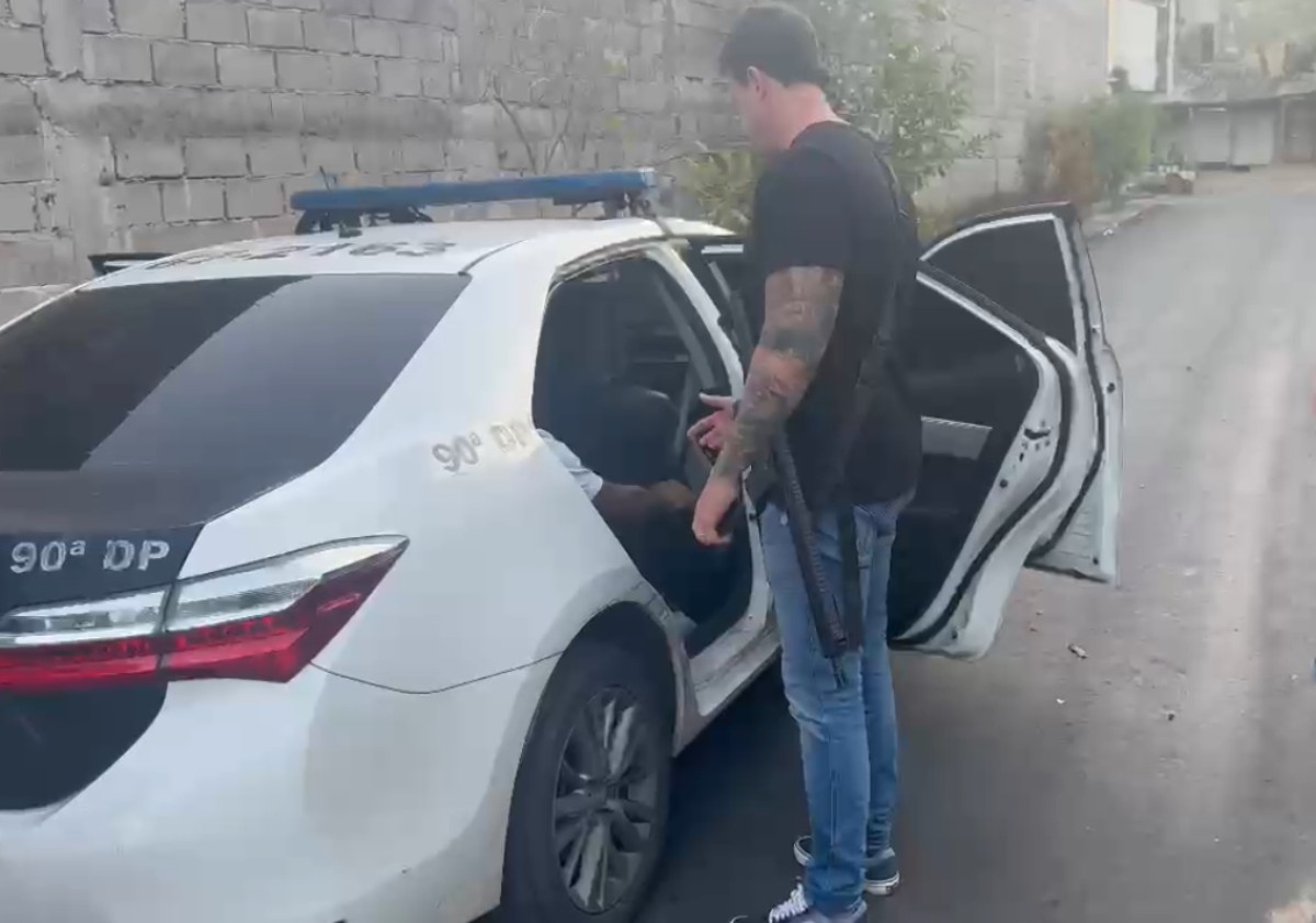 Jovem apontado mandante de incêndio a carro de provedor de internet é preso em Barra Mansa 