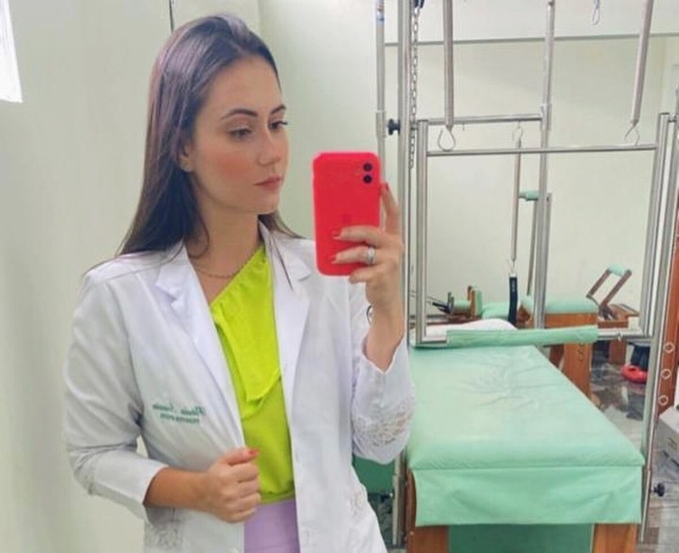 A fisioterapeuta Flavia Acassia morreu em acidente com o namorado na SP-340 em Casa Branca — Foto: Reprodução/Instagram