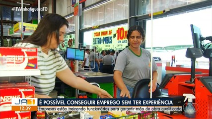 Empresas oferecem oportunidades de emprego para profissionais sem experiência