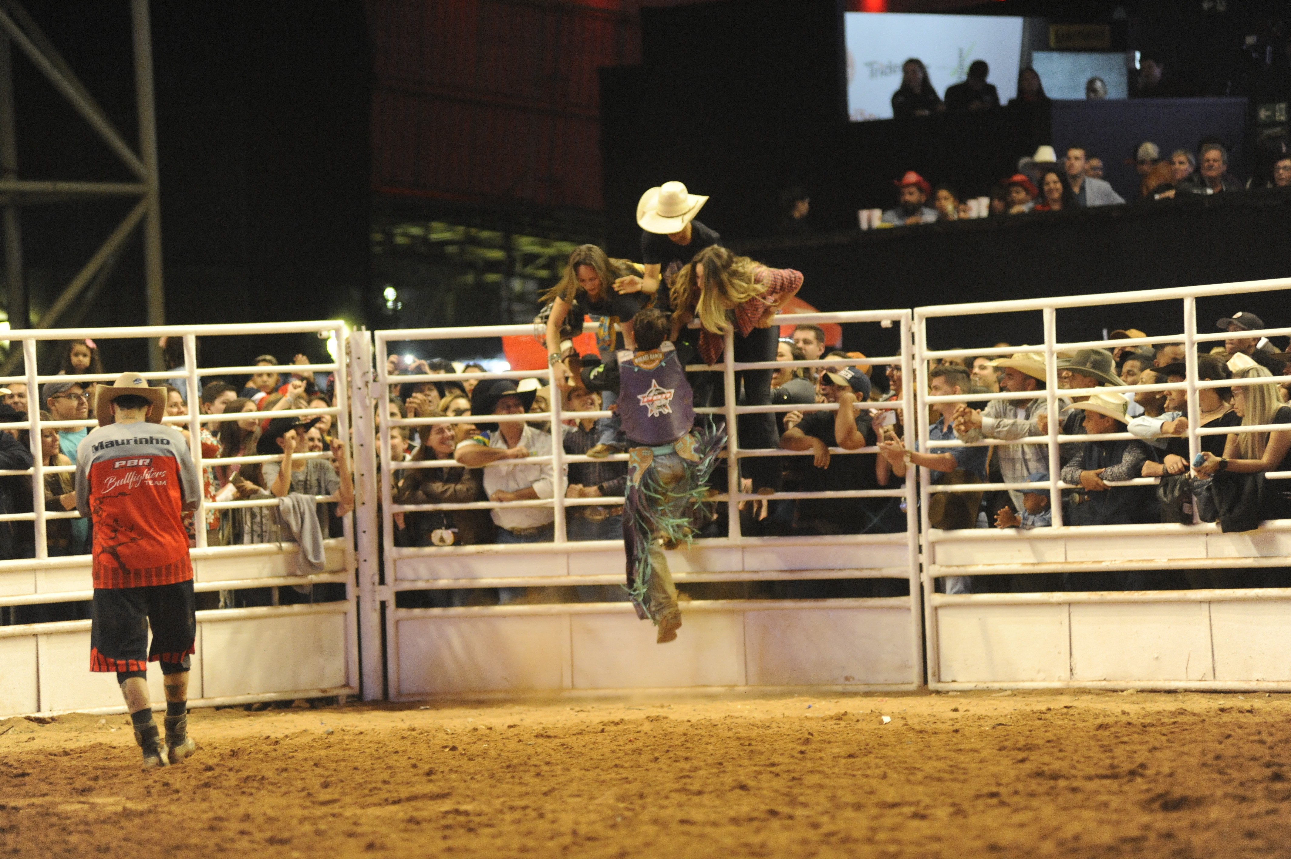 Peão de 21 anos vence o Iron Cowboy no Rodeio de Americana e leva ...