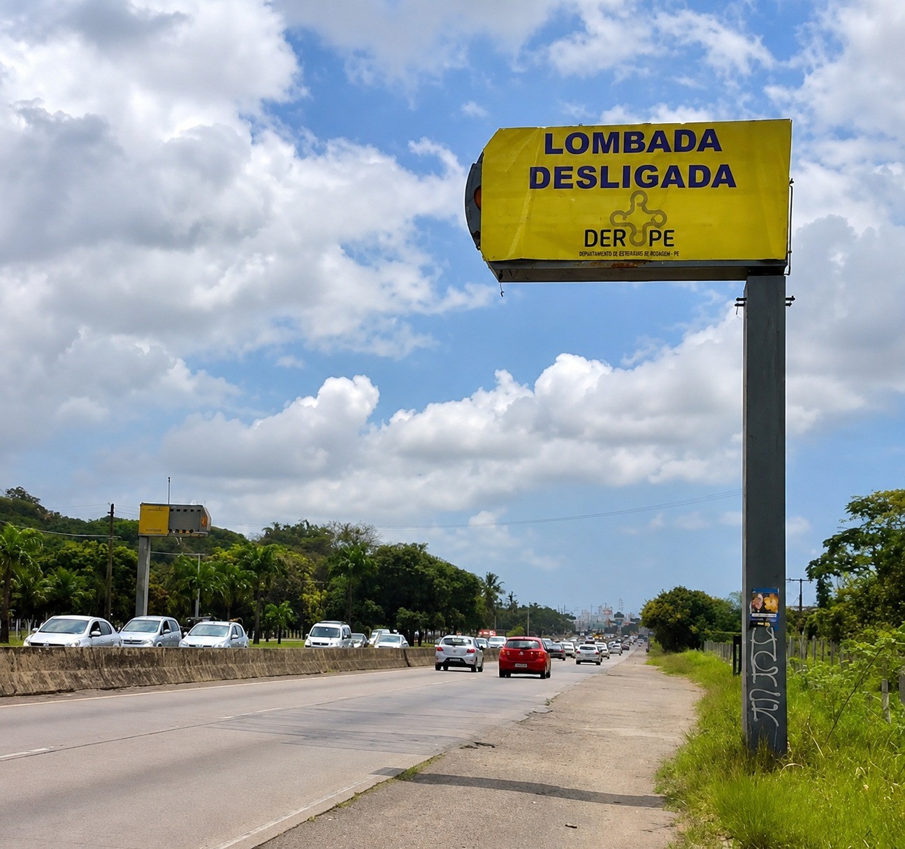 Lombadas eletrônicas da BR-232 desligadas no fim de semana de eleições