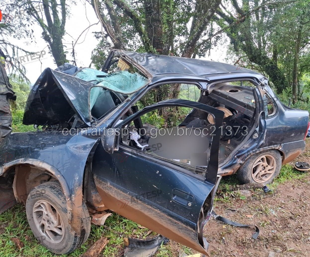 Acidente na SP-250 deixa três mortos e um ferido grave em Piedade