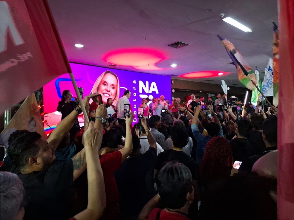 Convenção Federação Brasil da Esperança lança Natasha Slhessarenko a governo de MT — Foto: Reprodução