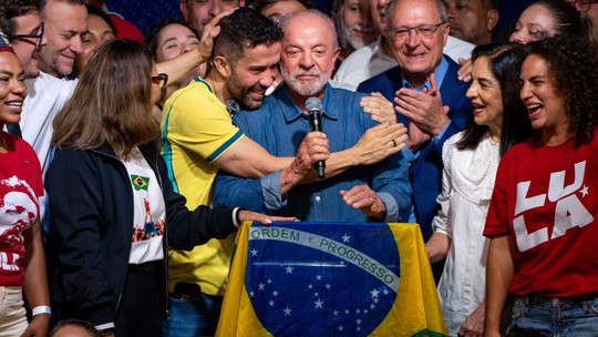 Análise de dados, abstenções e estratégia nas redes: como campanha de Lula mudou rota no 2º turno e conseguiu virada inédita