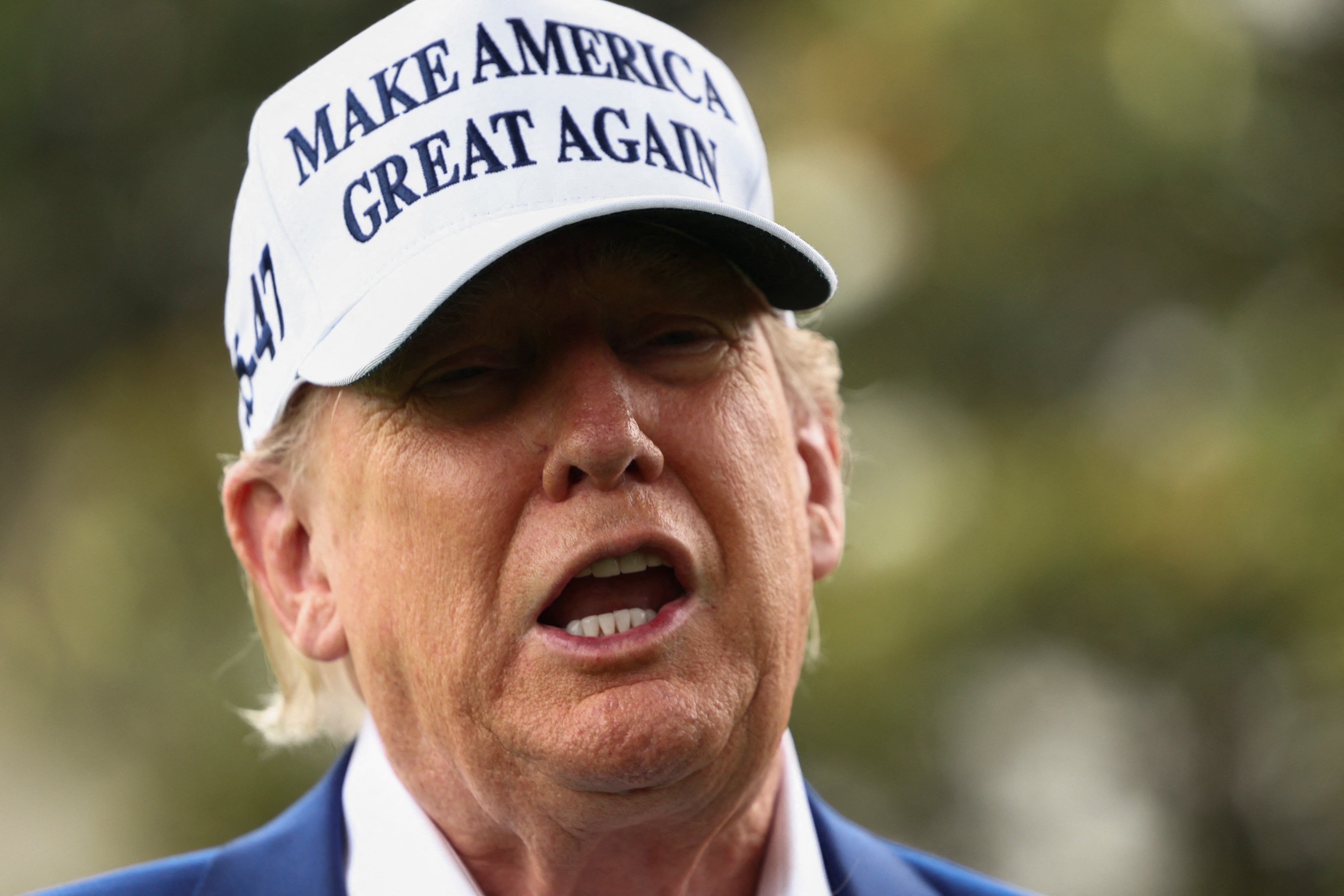 Trump sobre tarifas de 50% ao Brasil: ‘posso fazer isso' e 'quero dinheiro entrando nos EUA’
