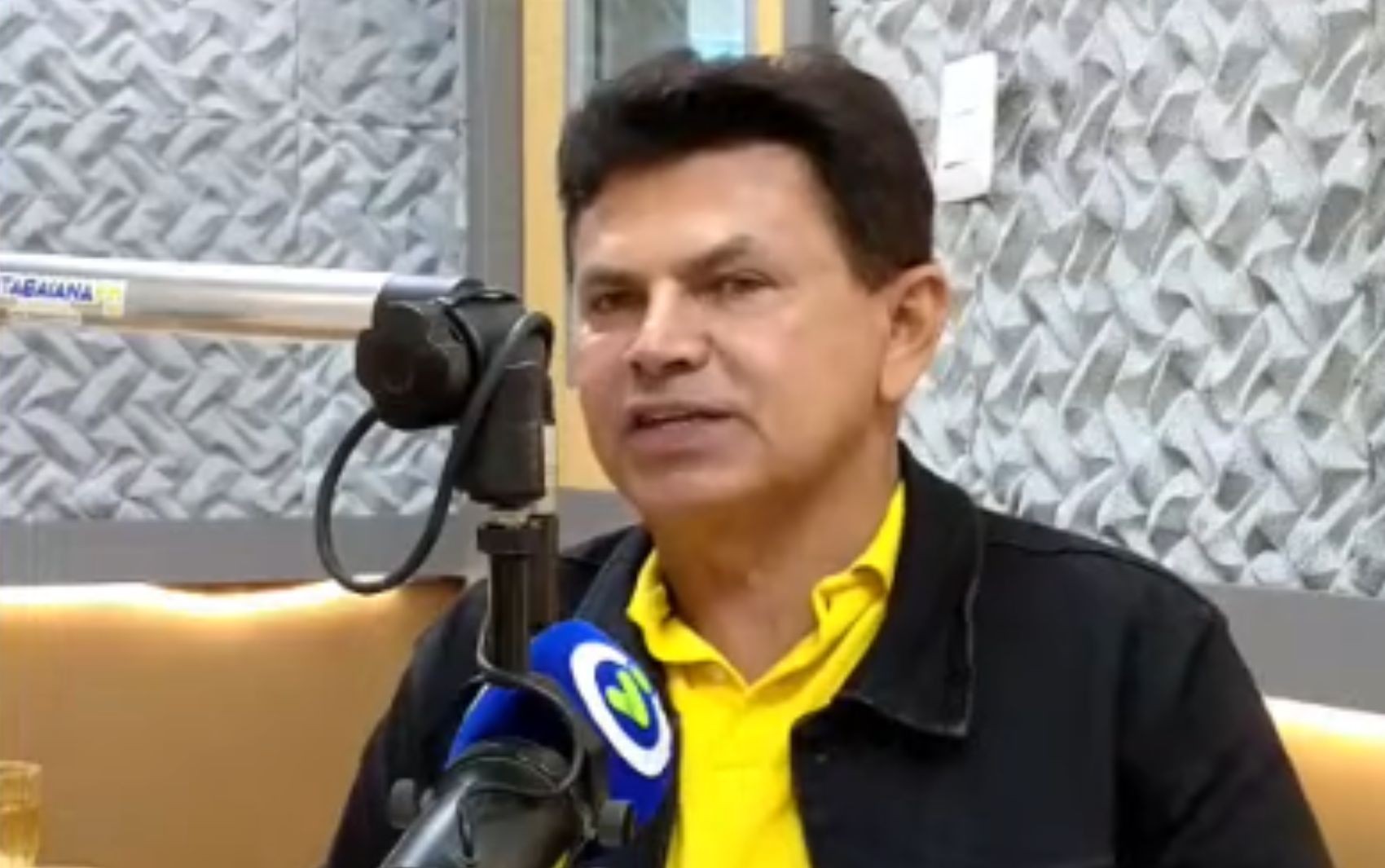 'Mulher e política? Esqueça!', diz pré-candidato ao governo de Sergipe ao ser questionado sobre possível candidatura da esposa