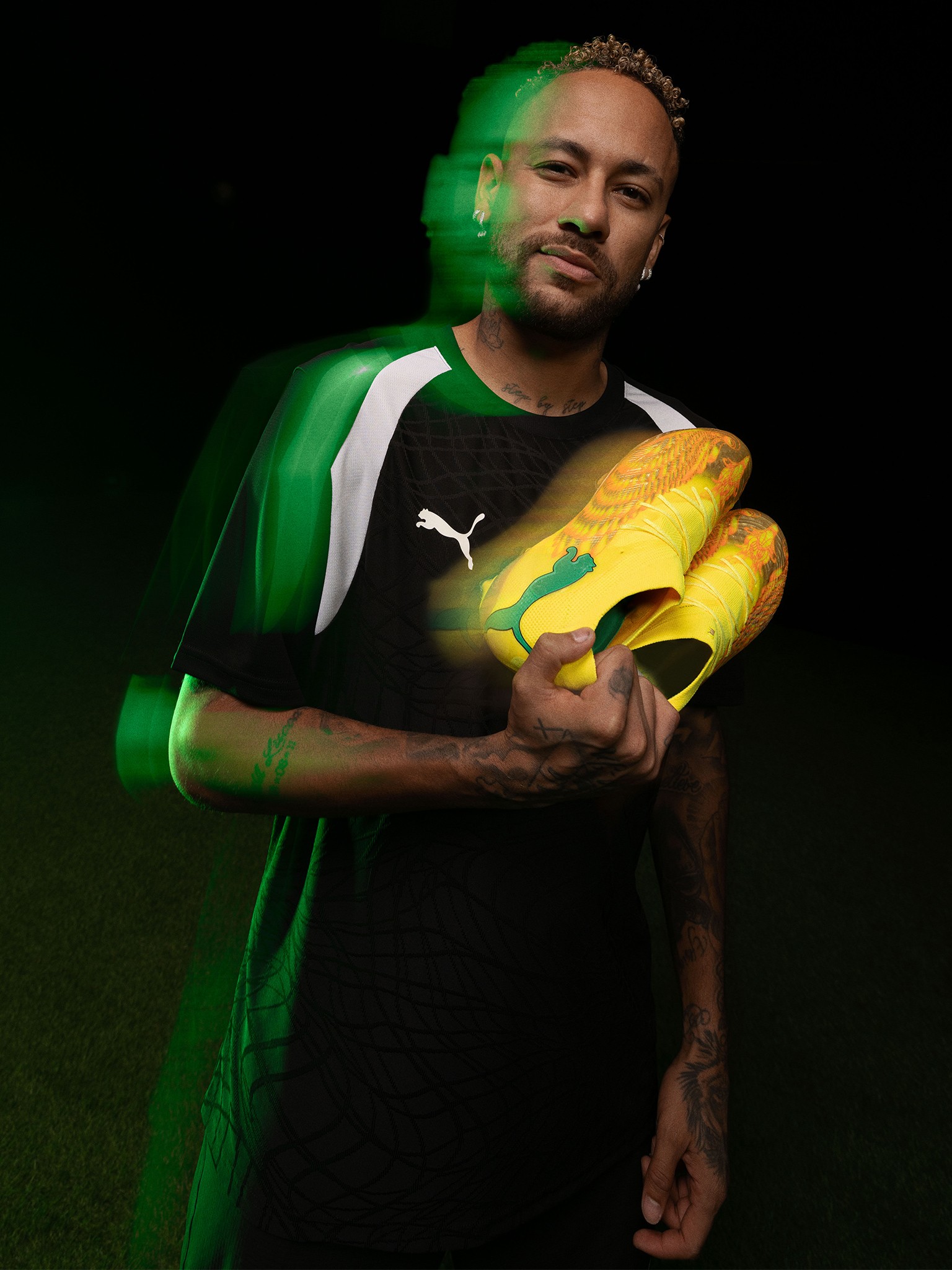 Quanto custa a chuteira nova do Neymar na Copa?