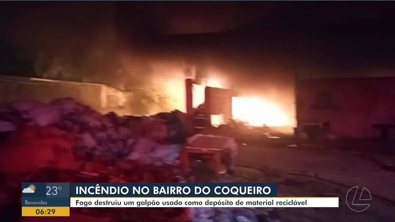 Incêndio destrói galpão na Grande Belém: 'consegui salvar os animais e a nossa vida. O resto, queimou tudo'