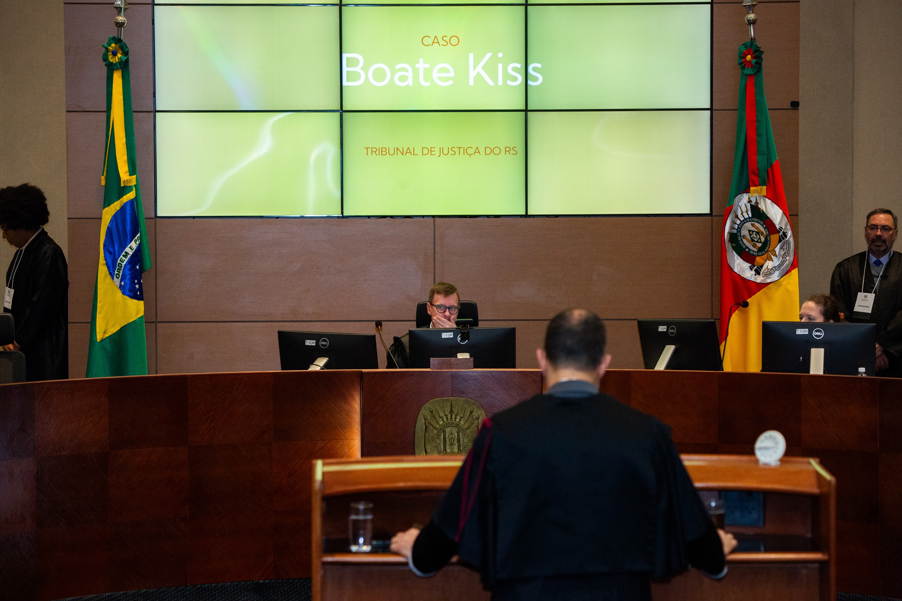 Boate Kiss: desembargadores determinam redução de pena dos quatro condenados pelo incêndio