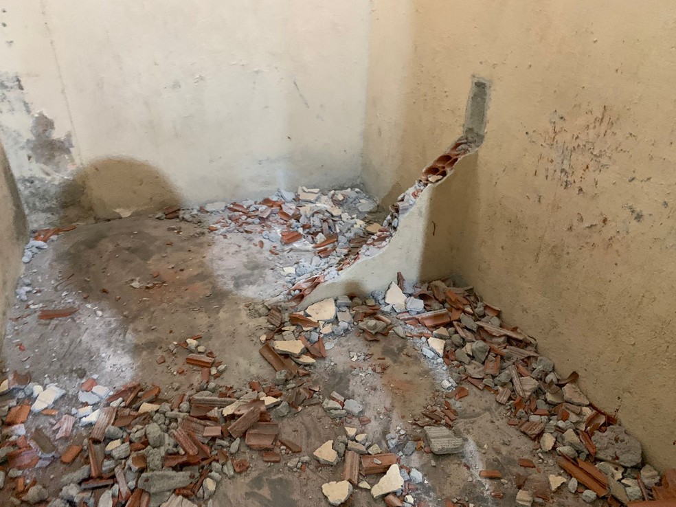 Servidor do MP do Acre é preso por desacato e destrói cela de delegacia em Natal — Foto: Gustavo Brendo/Inter TV Cabugi