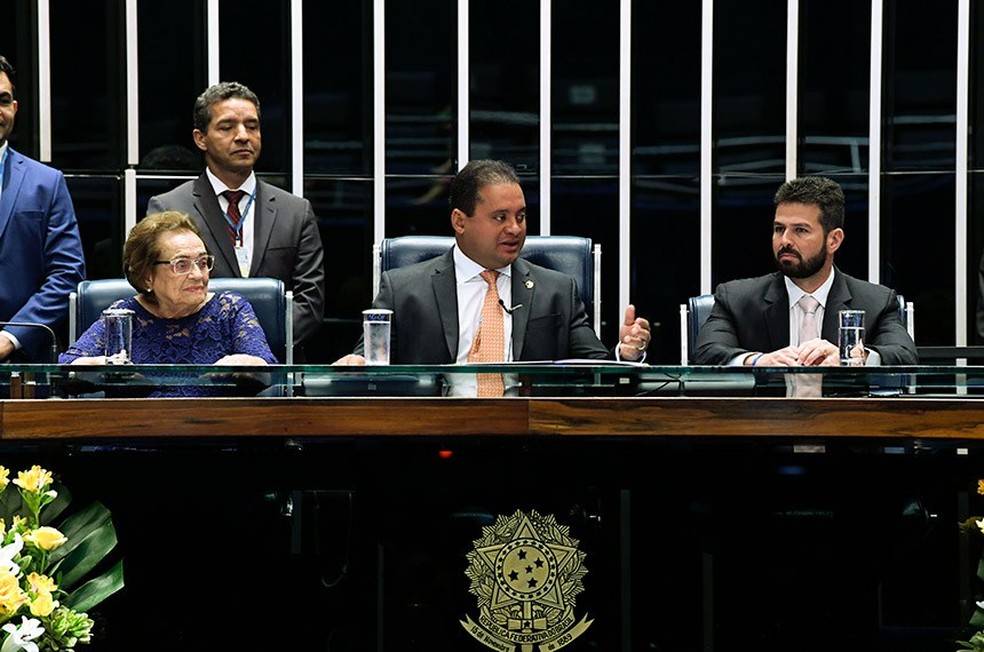 Terezinha Rêgo recebeu homenagem no Senado, em 2019, pelo trabalho realizado no Brasil — Foto: Agência Senado