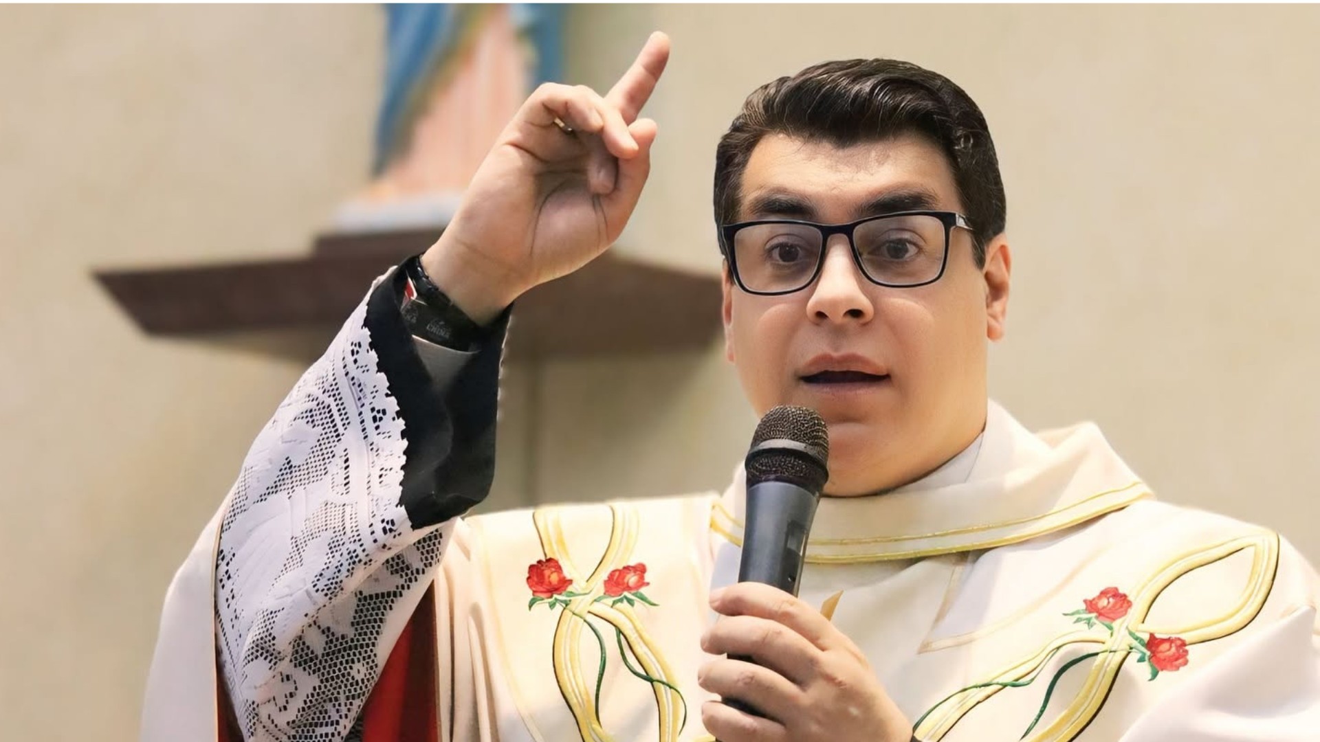 'Desequilíbrio e afastamento familiar': padre de MG explica sinais que o levaram a aconselhar noiva a não marcar o casamento