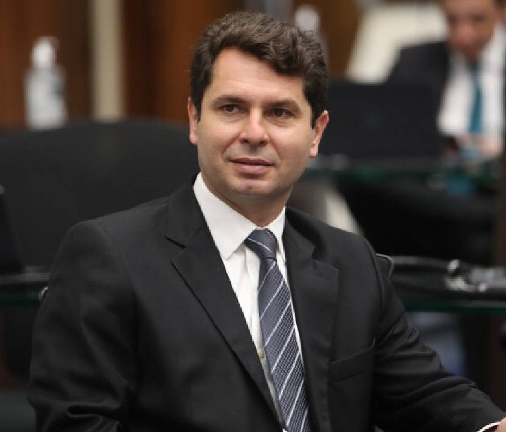 Imagem ilustrativa sobre Alexandre Curi atinge 21% e empata com Deltan Dallagnol na corrida ao Senado do Paraná