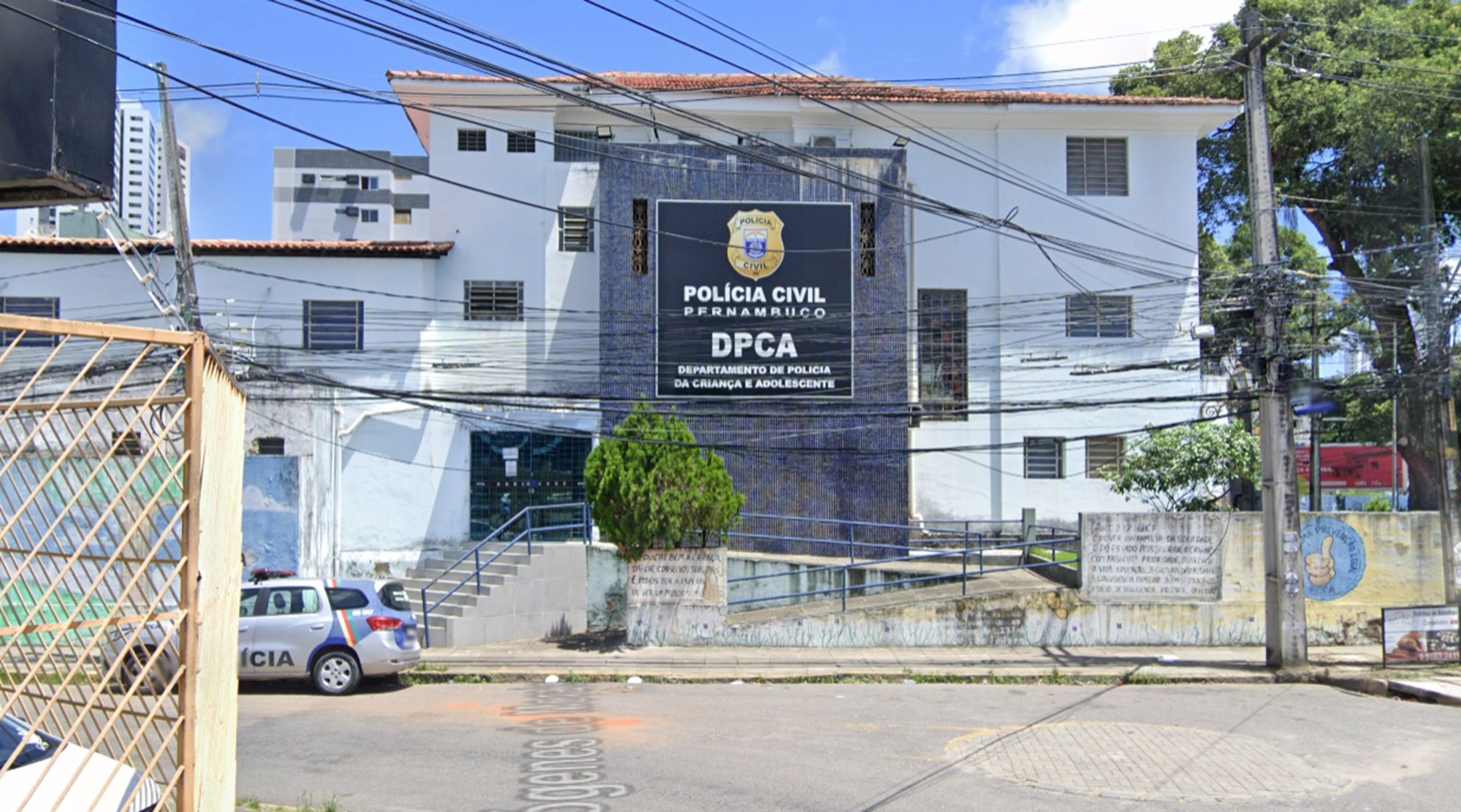 Professor é acusado de importunação sexual contra aluna em escola estadual no Recife