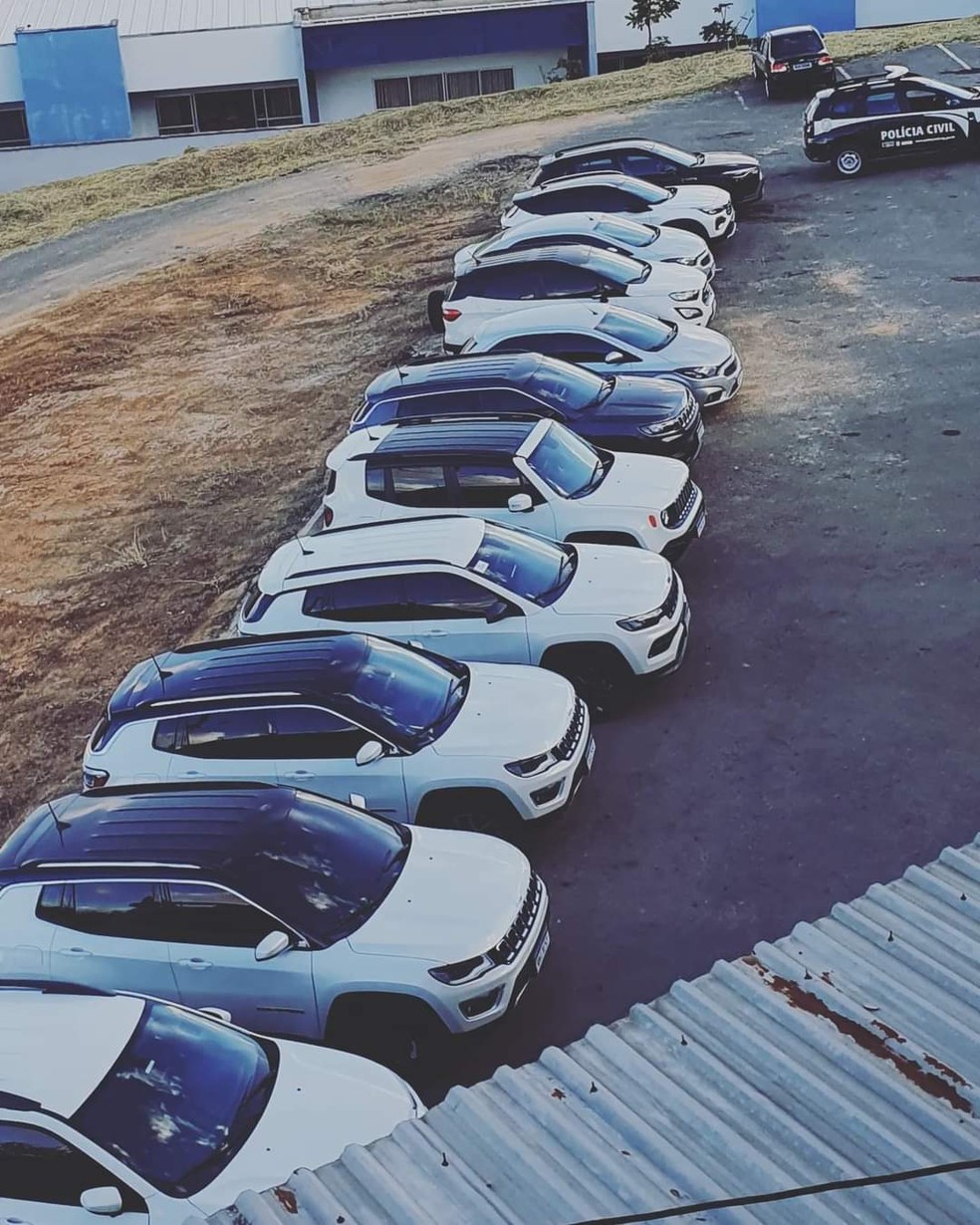 Por suspeita de fraude, 11 veículos de luxo são apreendidos em operação da Polícia Civil em Lavras (MG) — Foto: Divulgação/Polícia Civil 