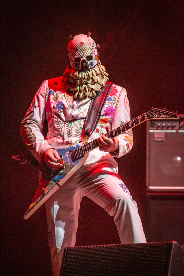 Limp Bizkit leva fãs à loucura com hits dos anos 2000 | G1