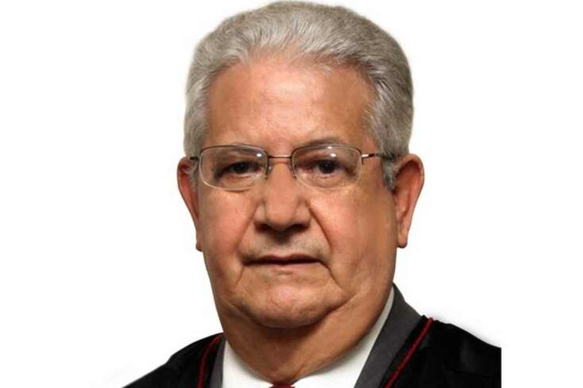 Desembargador aposentado terá que devolver R$25 milhões por liberar precatório ilegalmente