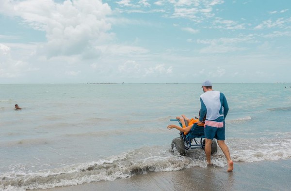 I Torneiro de Xadrez da Praia Acessível começou hoje (14) – Prefeitura de  Caraguatatuba