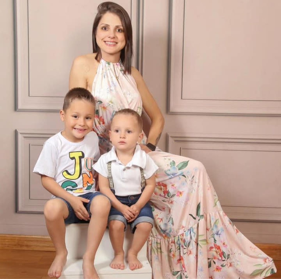 Mãe e filhos estavam desaparecidos — Foto: Redes sociais/ Reprodução