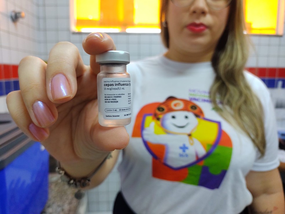 Vacina começou a ser aplicada em grupos prioritários no RN — Foto: Divulgação/Sesap