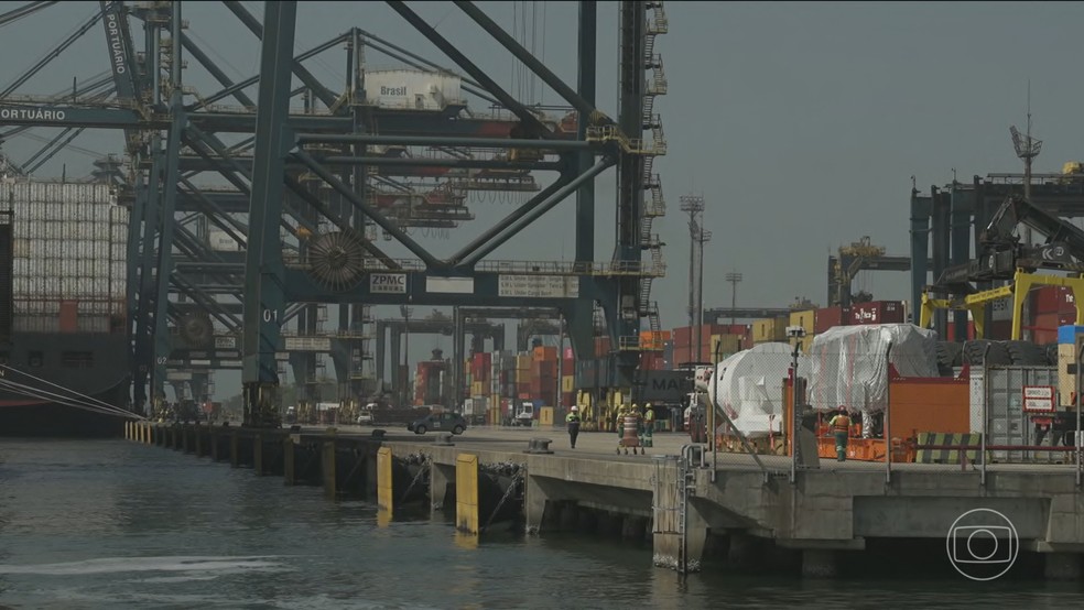 Brasil deve ser o país mais beneficiado pelas mudanças nas tarifas americanas — Foto: Jornal Nacional/ Reprodução