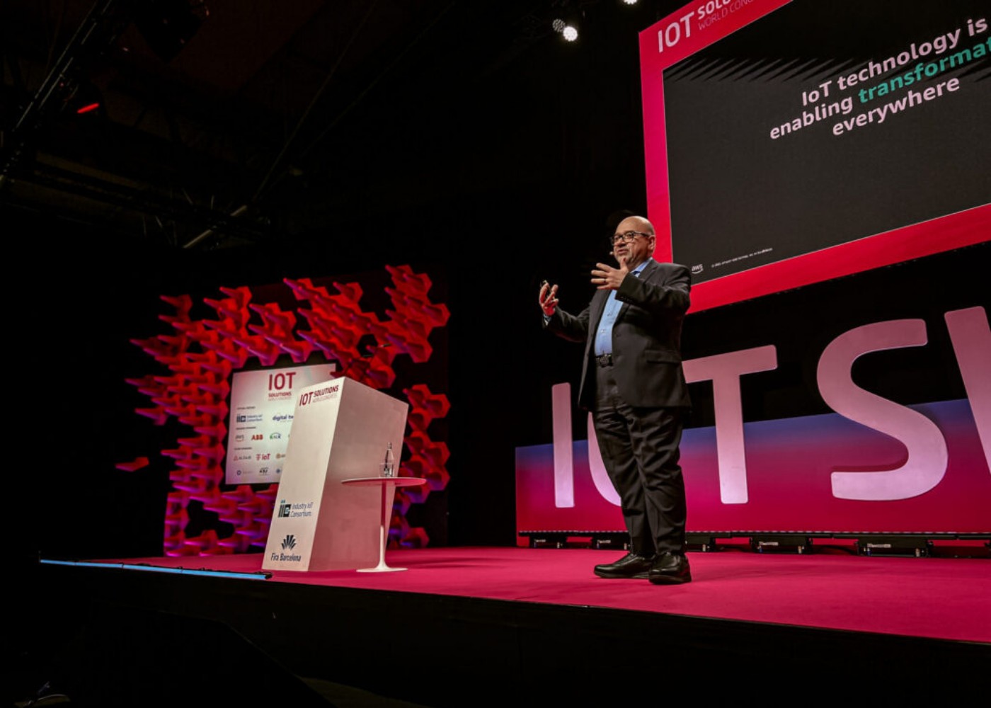 Brasil vira palco para debater a Internet das Coisas no IoT Solutions Congress 2025
