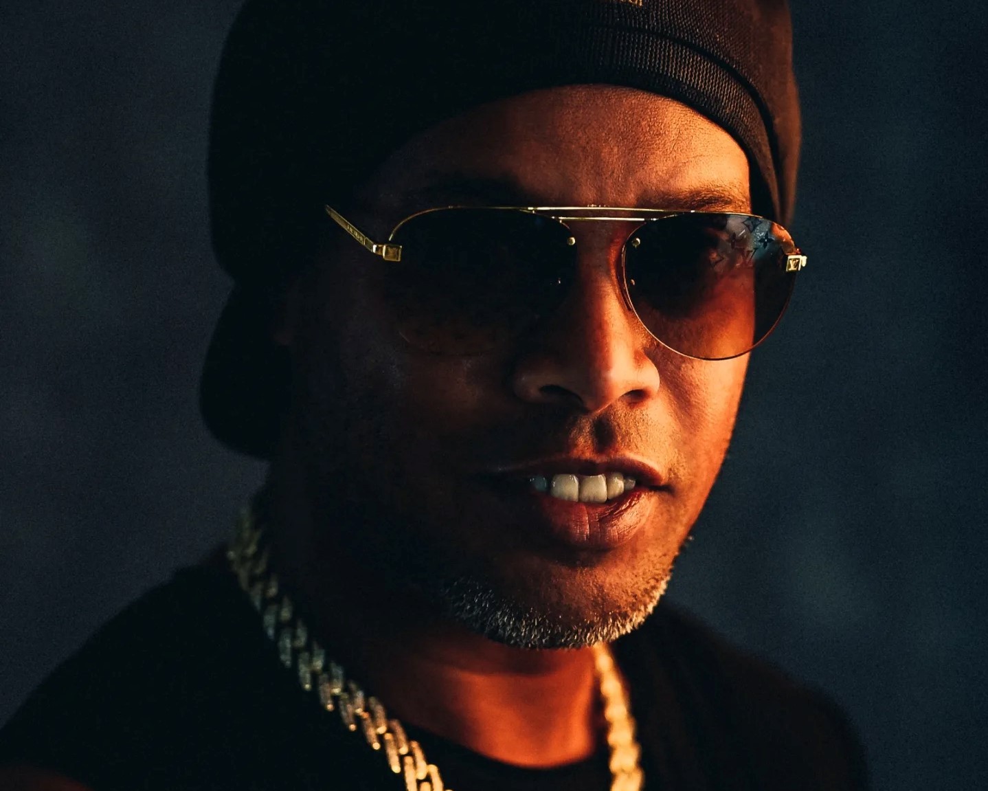 Ronaldinho Gaúcho lança primeiro álbum musical: saiba como será o 'Bruxaria 051'