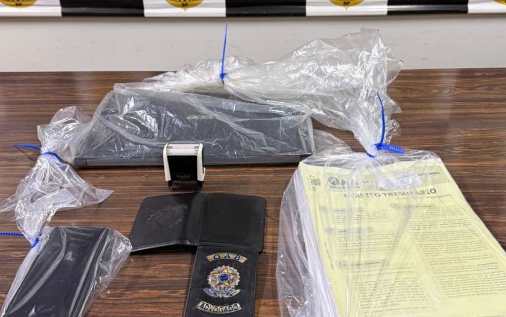 Jovem é preso após se passar por advogado e falsificar documentos oficiais no interior de SP