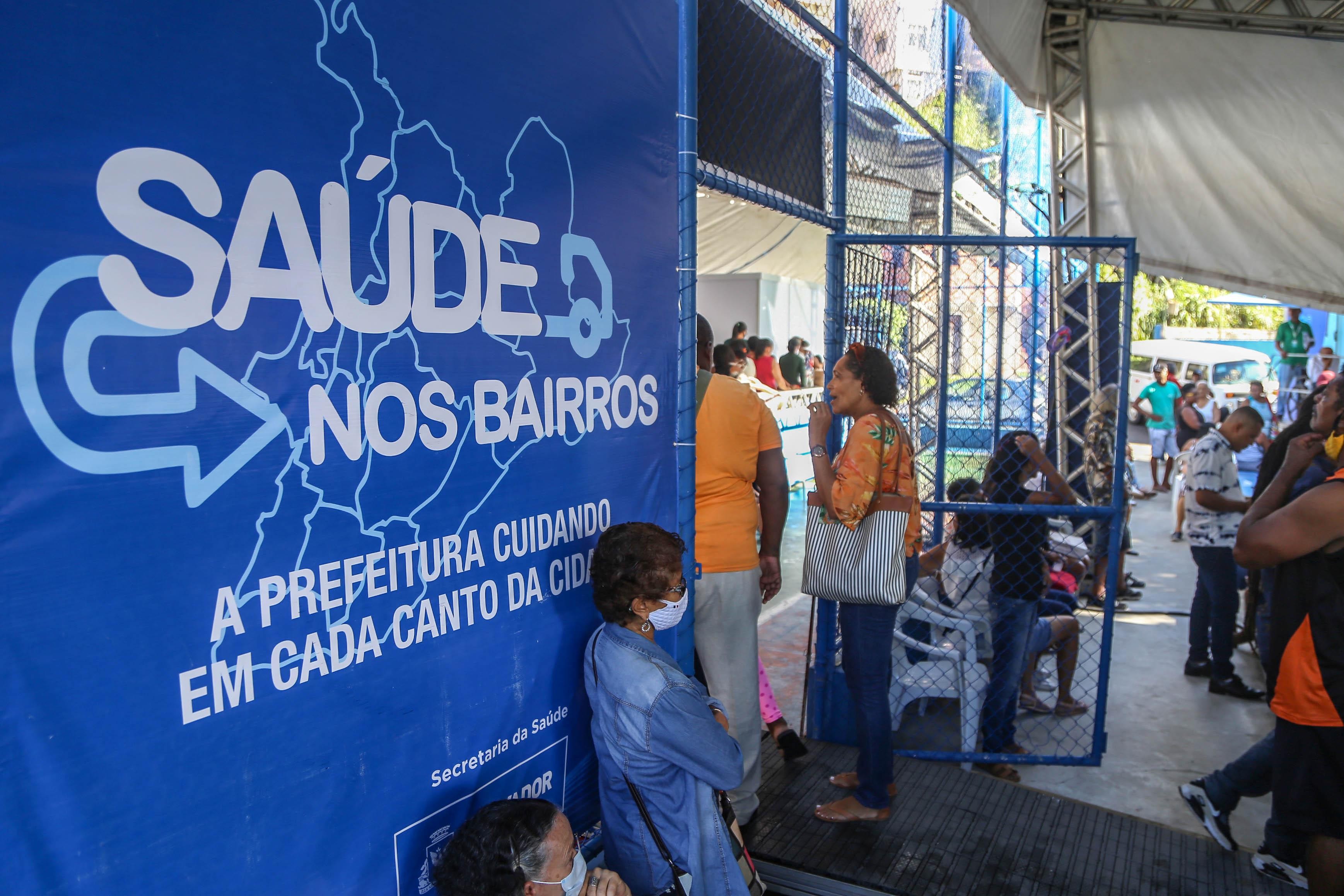 Programa oferece serviços gratuitos de saúde no bairro de São Caetano, em Salvador