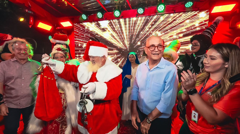 Papai noel chega ao shopping Benfica em 10 de novembro — Foto: Divulgação