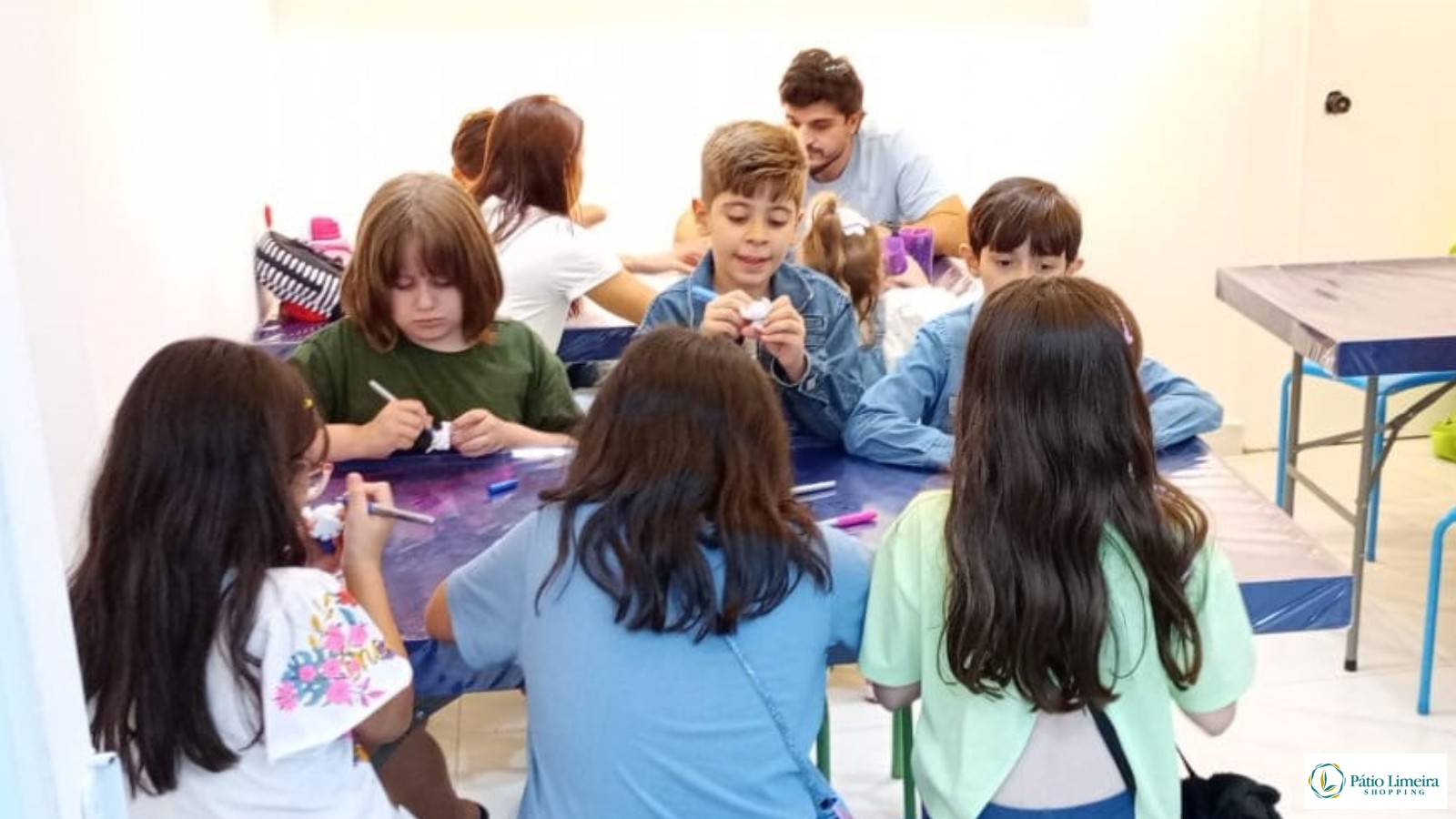 Labubu é tema de oficinas de miniaturas 3D no Pátio Limeira Shopping