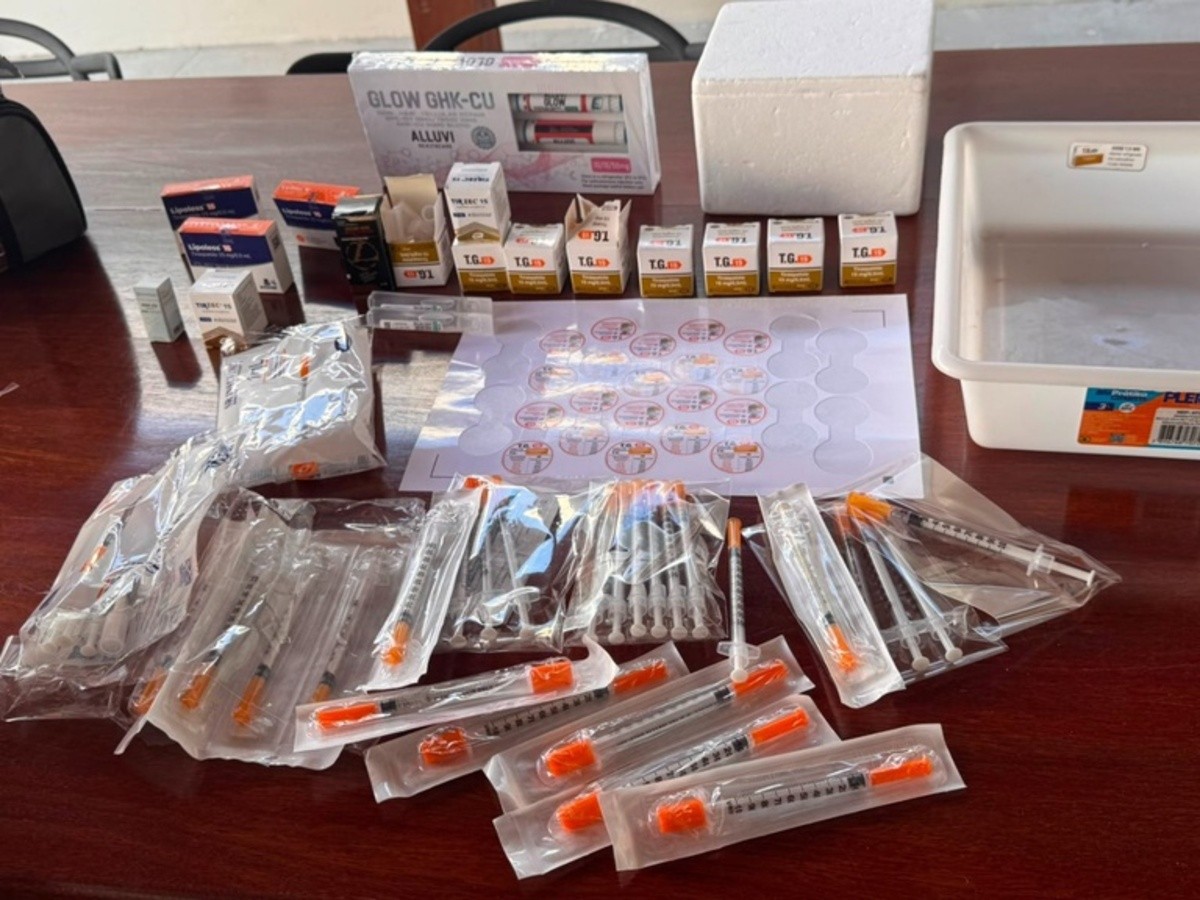 Polícia Federal faz operação contra venda ilegal de injetáveis para emagrecer