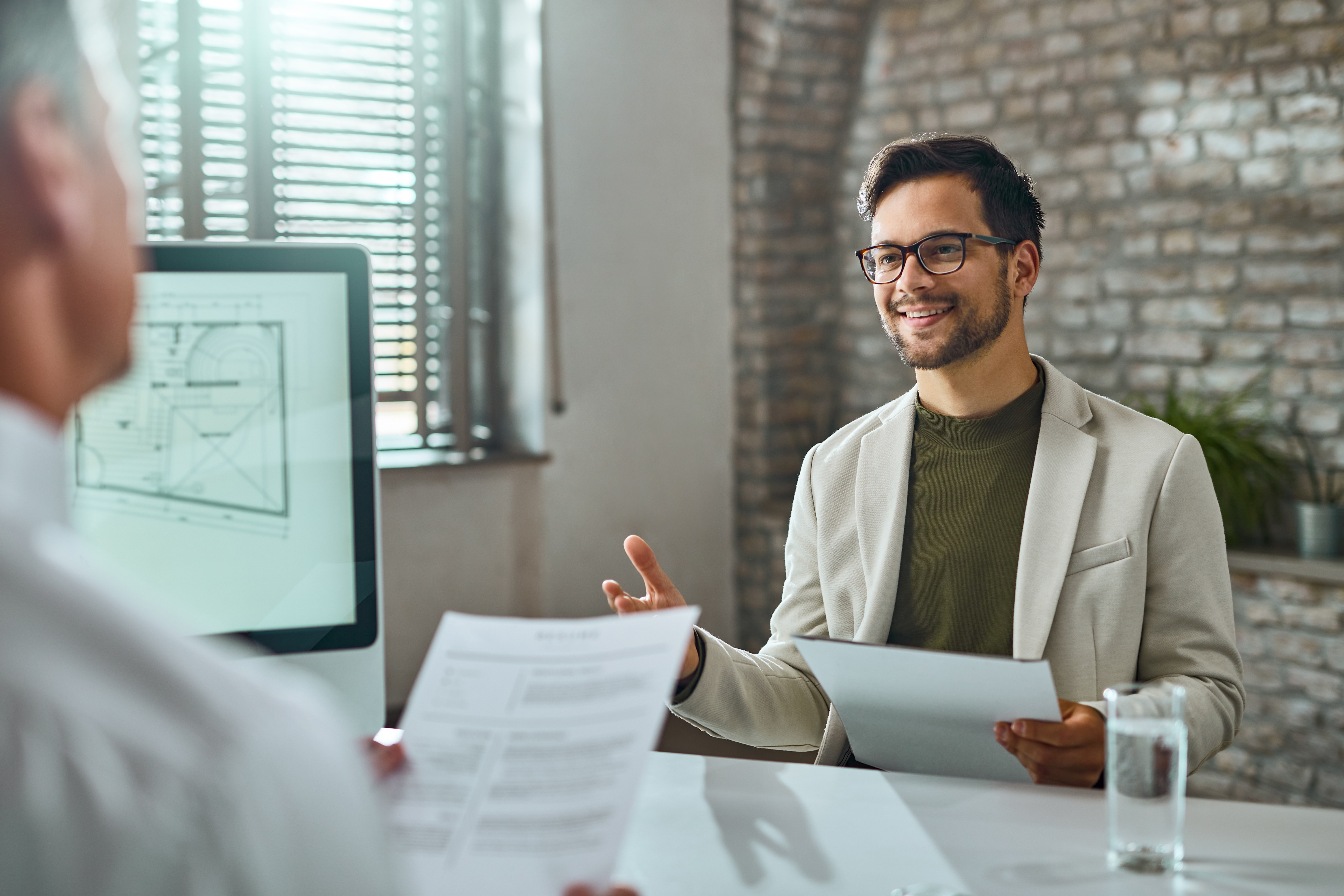 Contratações Inteligentes: Como empresas podem atrair e selecionar os melhores talentos