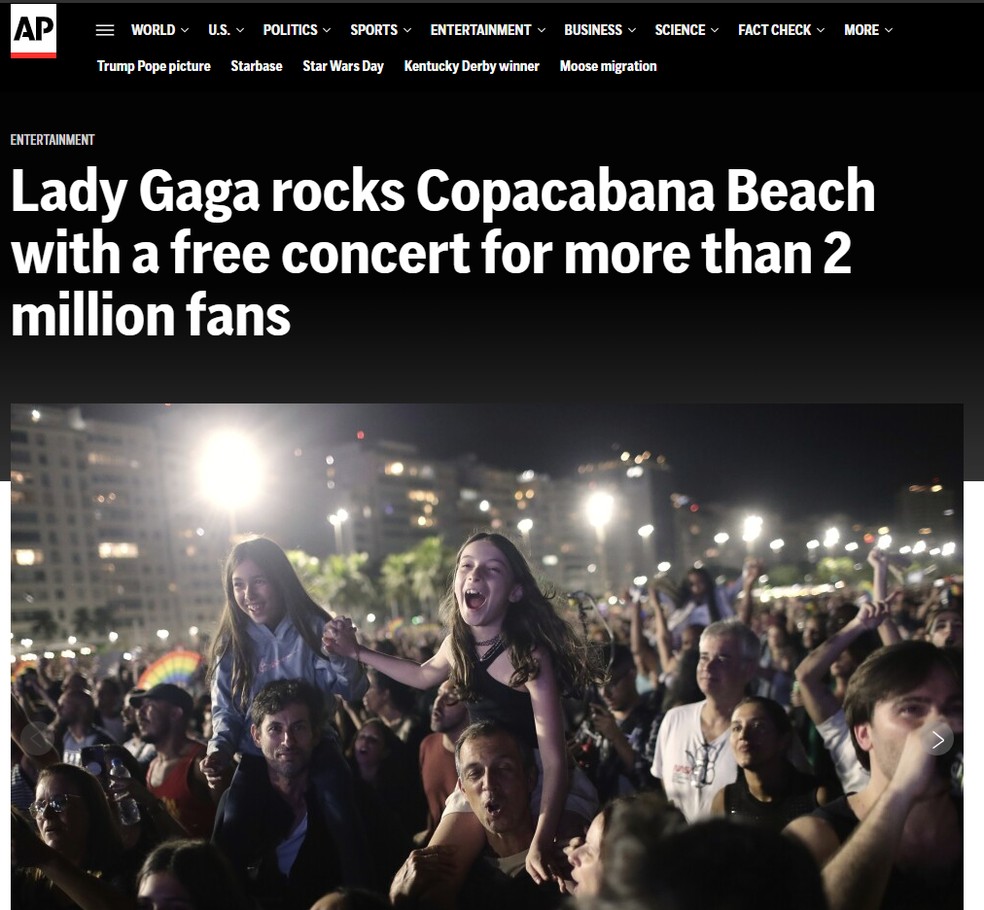 Associated Press destacou o número de pessoas que acompanharam ao show de Gaga no Rio — Foto: Reprodução/Associated Press