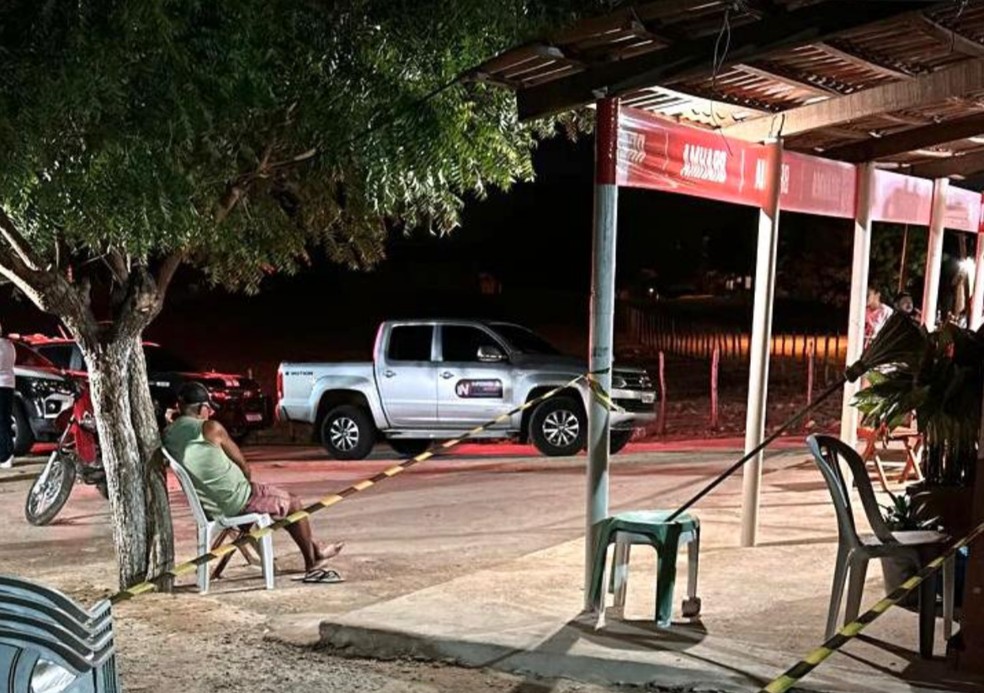 Três homens são mortos a tiros em um bar na localidade de Sangradouro, na cidade de Santa Quitéria. — Foto: Arquivo pessoal