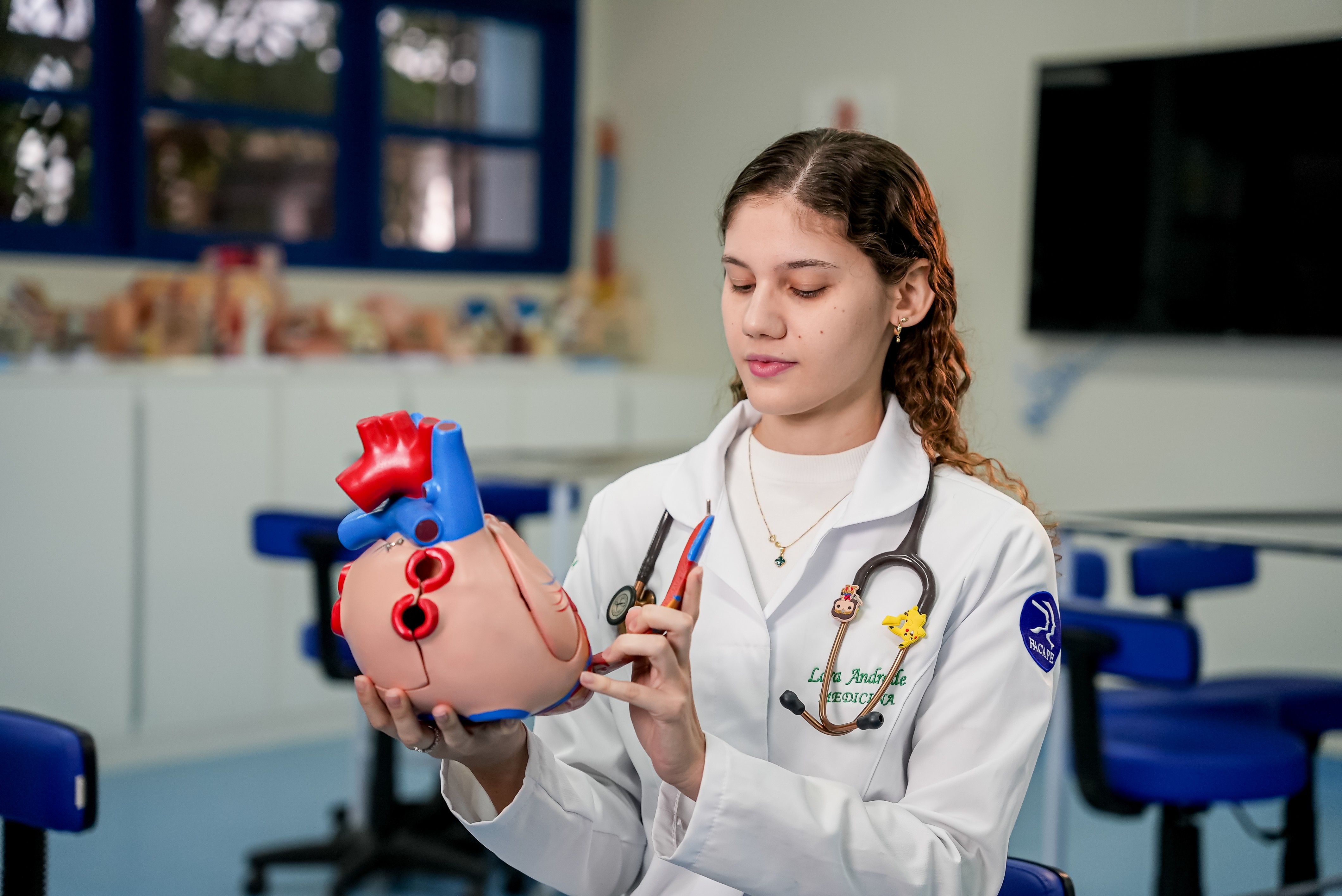 Facape está com inscrições abertas para vestibular de Medicina; três bolsas integrais estão disponíveis