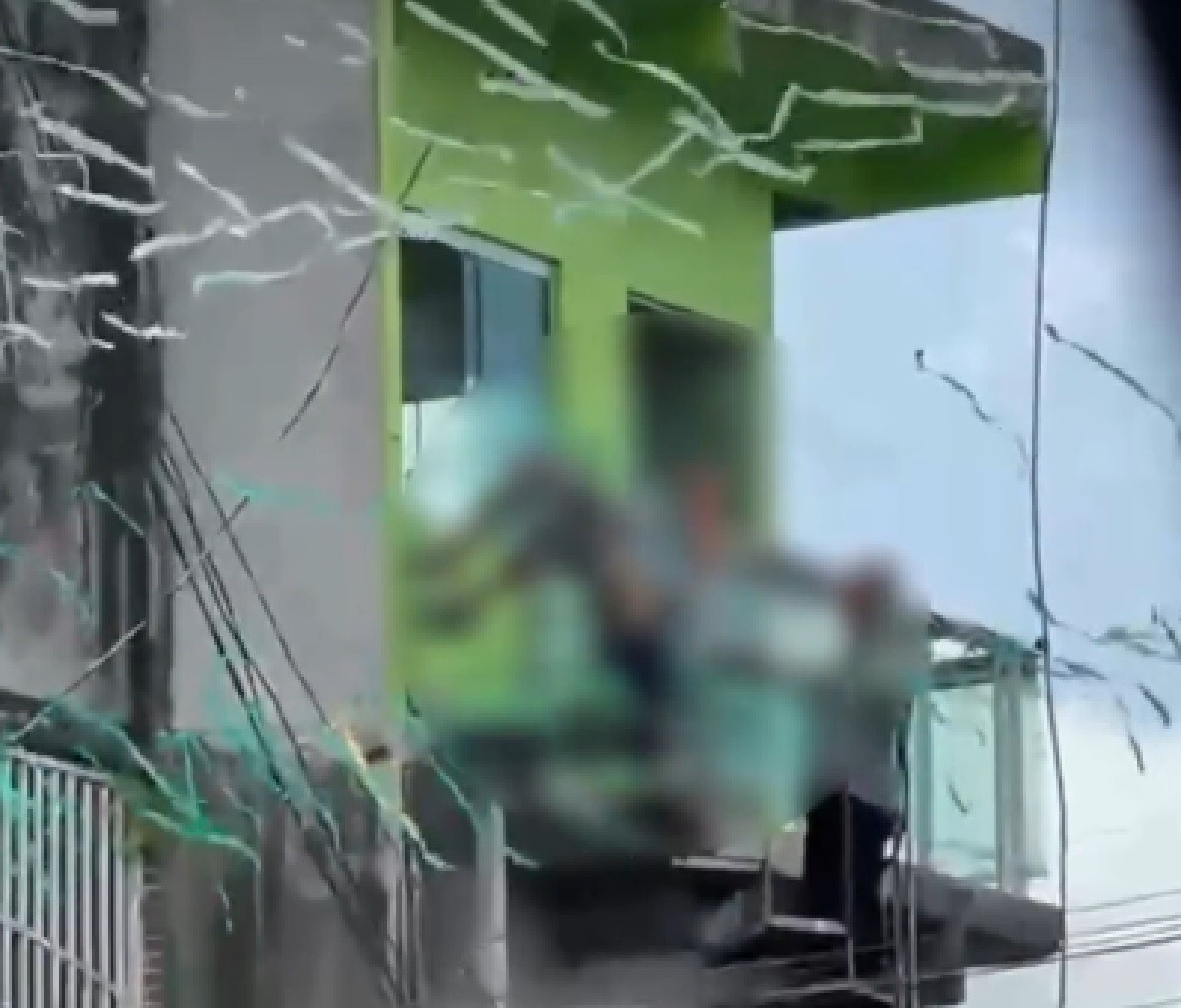 Homem morre após sofrer descarga elétrica durante reforma em Belém
