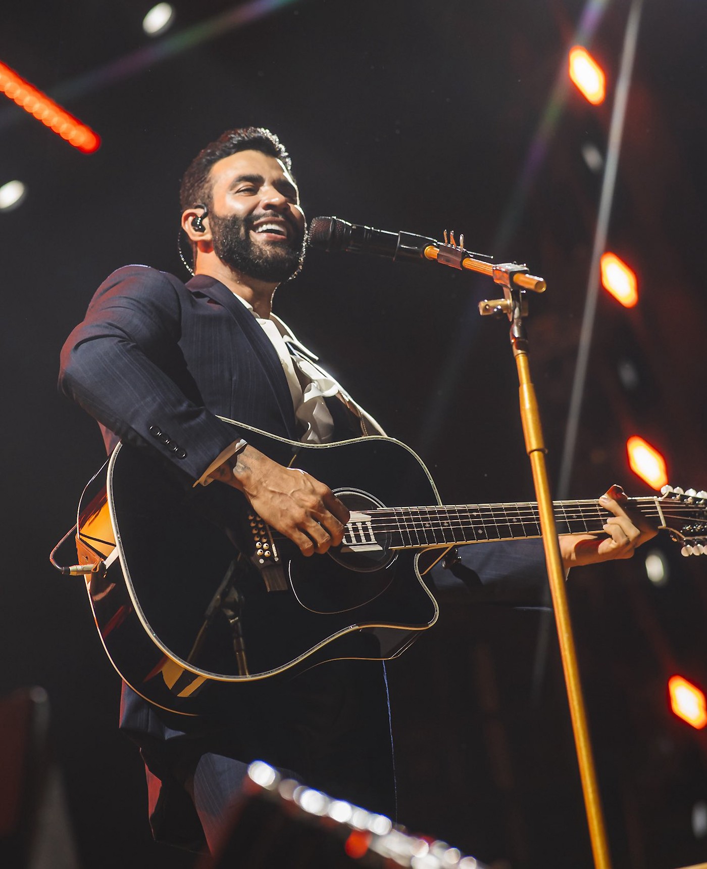 Gusttavo Lima acena para o mercado internacional com álbum em agosto e turnê pela Europa a partir de setembro
