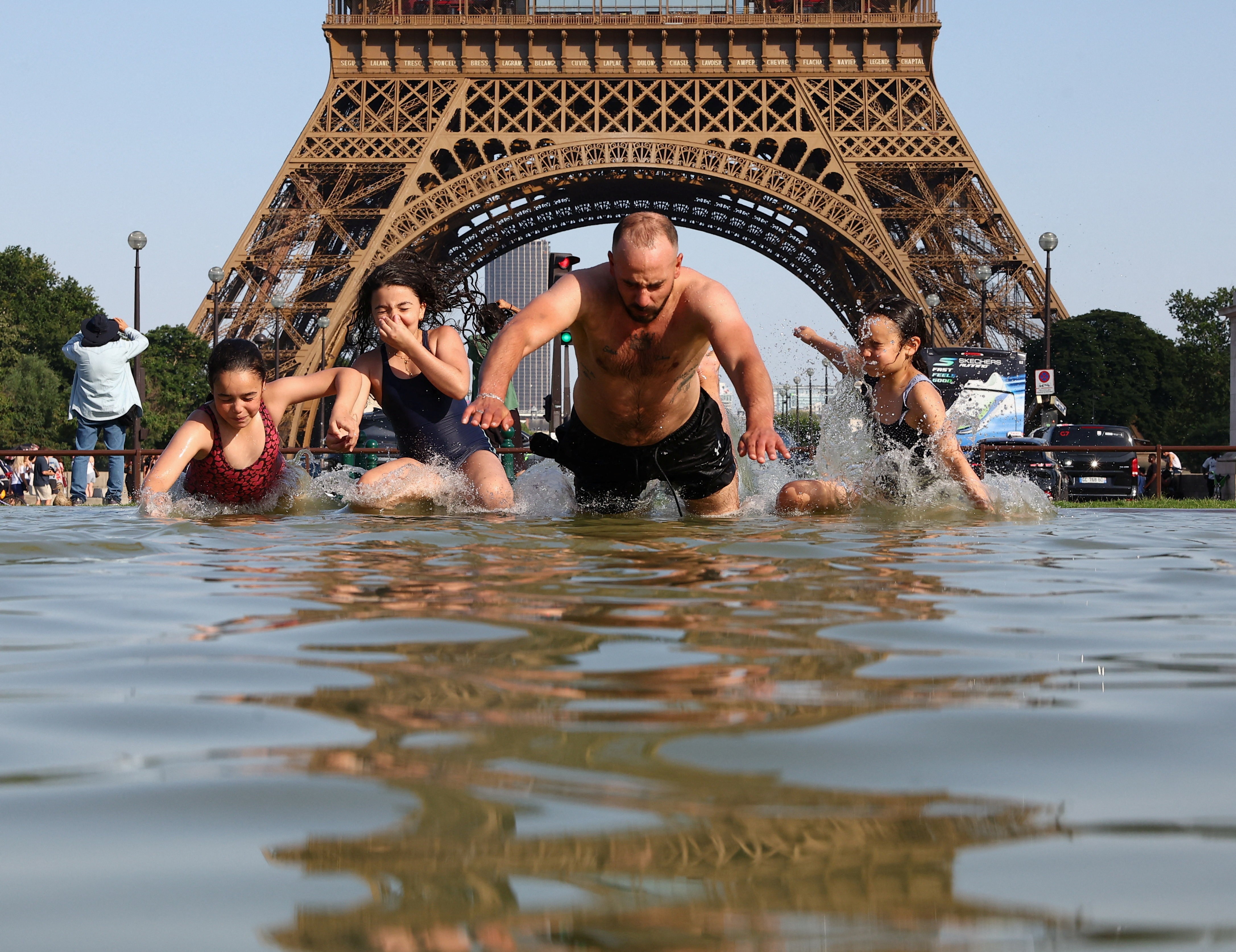 Onda de calor extremo provoca 40 mortes por afogamento na França em 5 dias