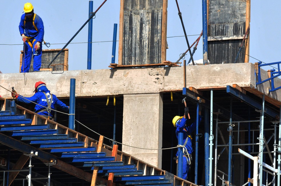 DF Legal inicia cobrança de taxas para empresários e pessoas que estão  realizando obras; entenda | G1