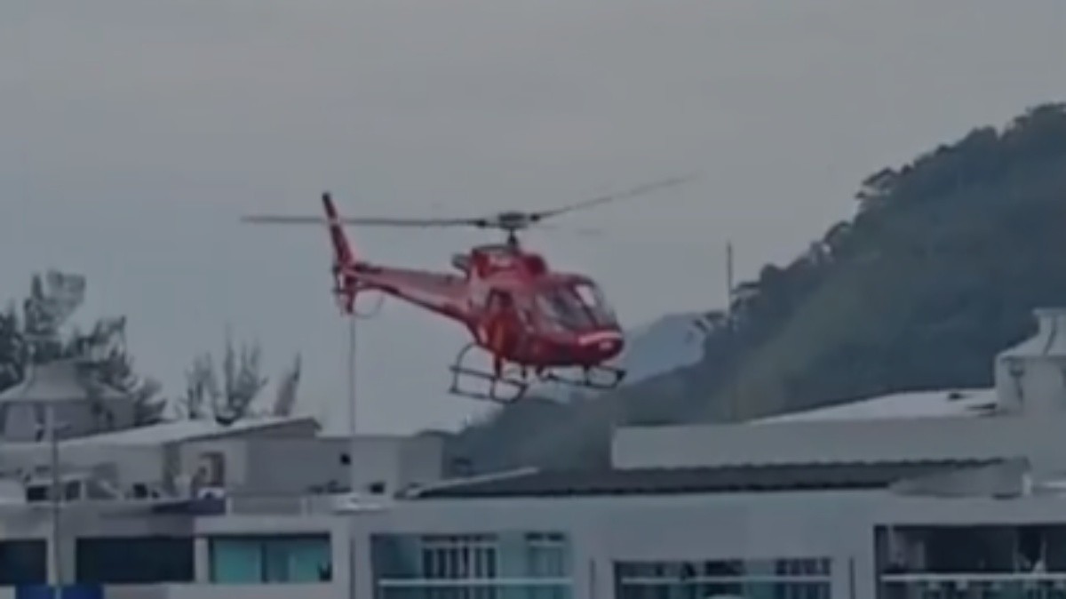 Resgate com helicóptero para a Avenida Armando Lombardi, na Barra