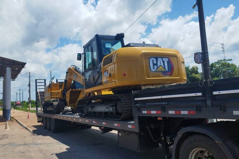 Outro veículo apreendido após a perseguição. — Foto: Divulgação