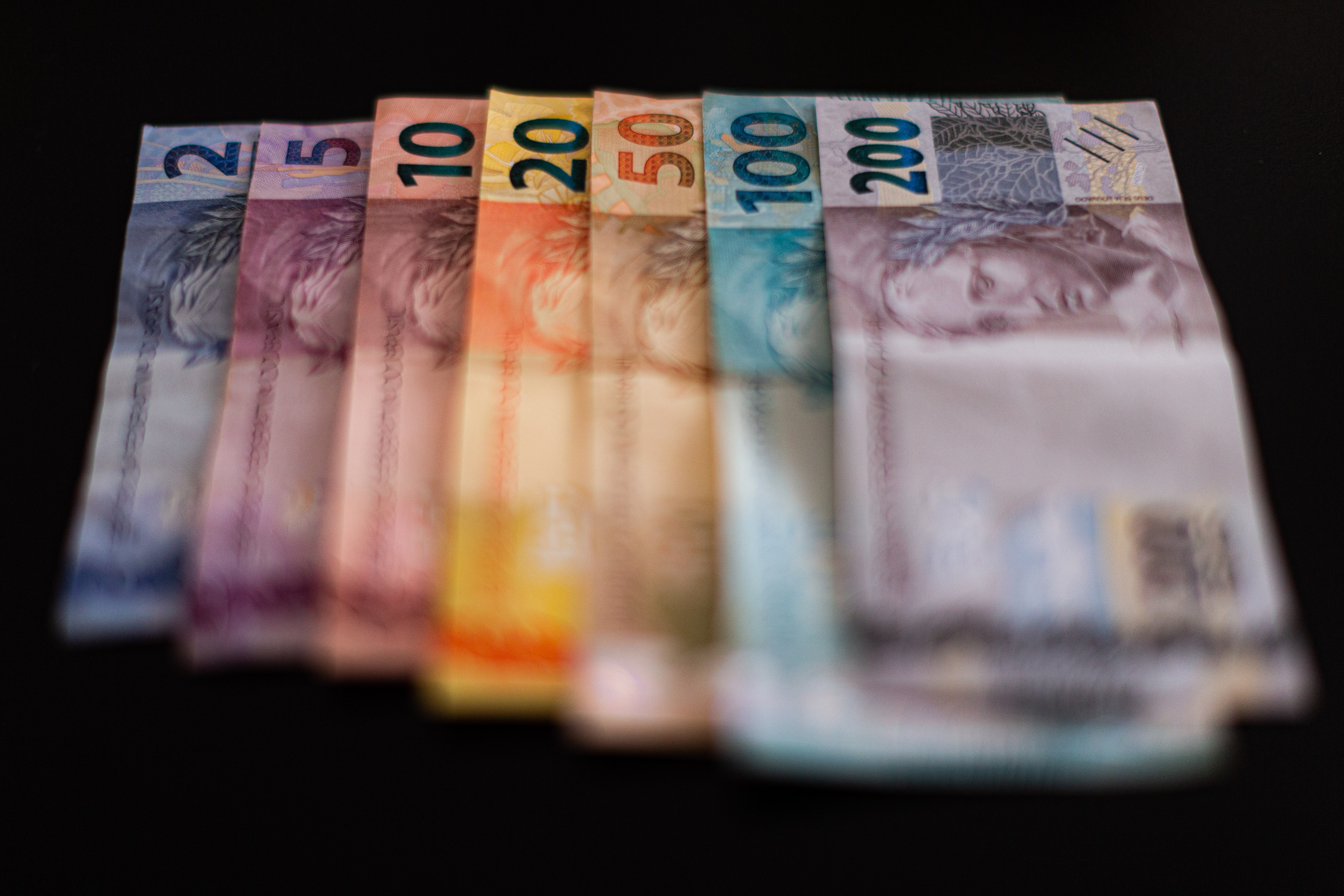 Reforma tributária: governo admite pagar R$ 0,39 por transação no 'split payment' aos bancos