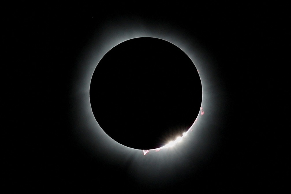 Eclipse solar total visto em Carbondale, Illinois (EUA) — Foto: Evelyn Hockstein/Reuters