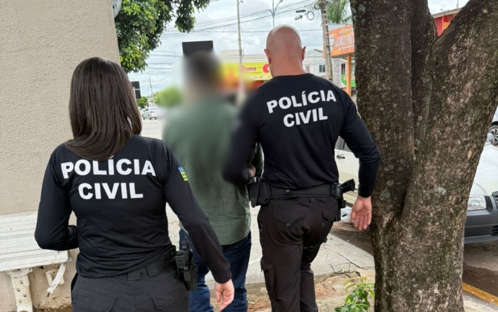 Homem é preso suspeito de matar jovem com tiro no rosto após discussão por dívida 