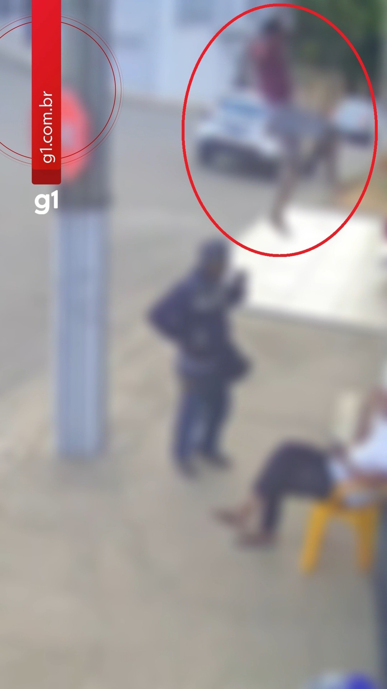 VÍDEO: Procurado por latrocínio se joga de sacada para escapar da PM, mas é preso em MG