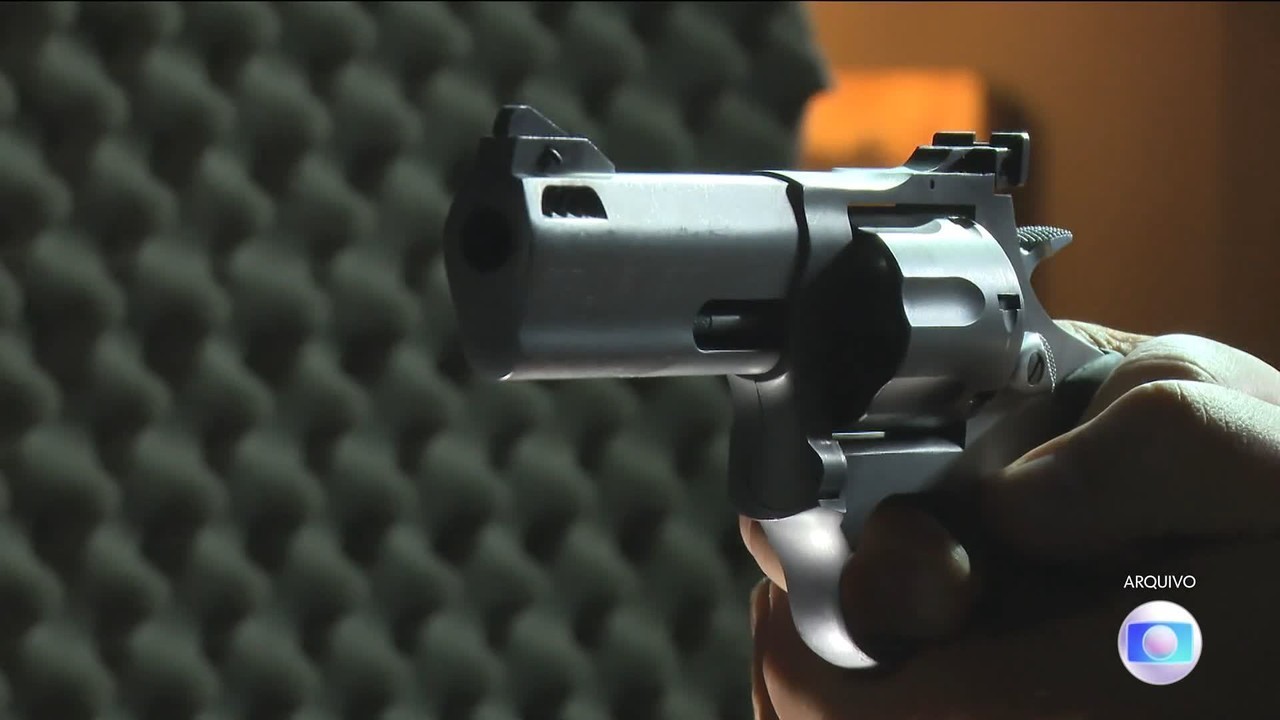 Comissão comandada pela oposição quer votar projeto para desarmar segurança pessoal de Lula